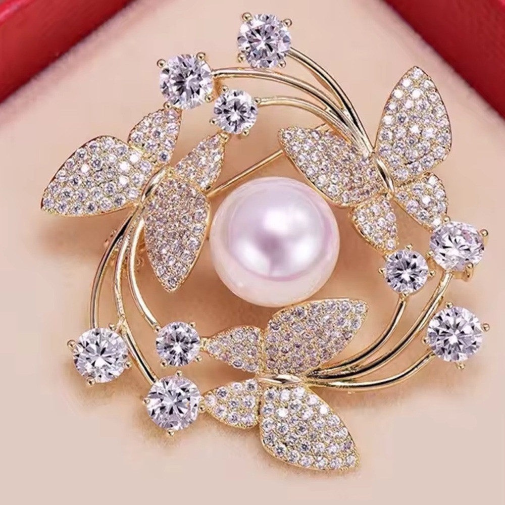 Flora Butterfly Brooch Pearl Crystal Vintage Pin